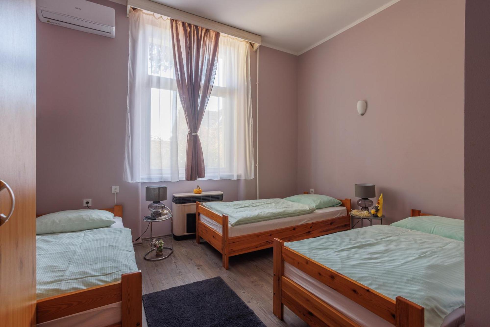 Harang Panzio Bed & Breakfast Gyomaendrod Ngoại thất bức ảnh
